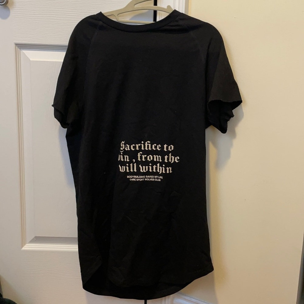 Darc sports t shirt new with no tags